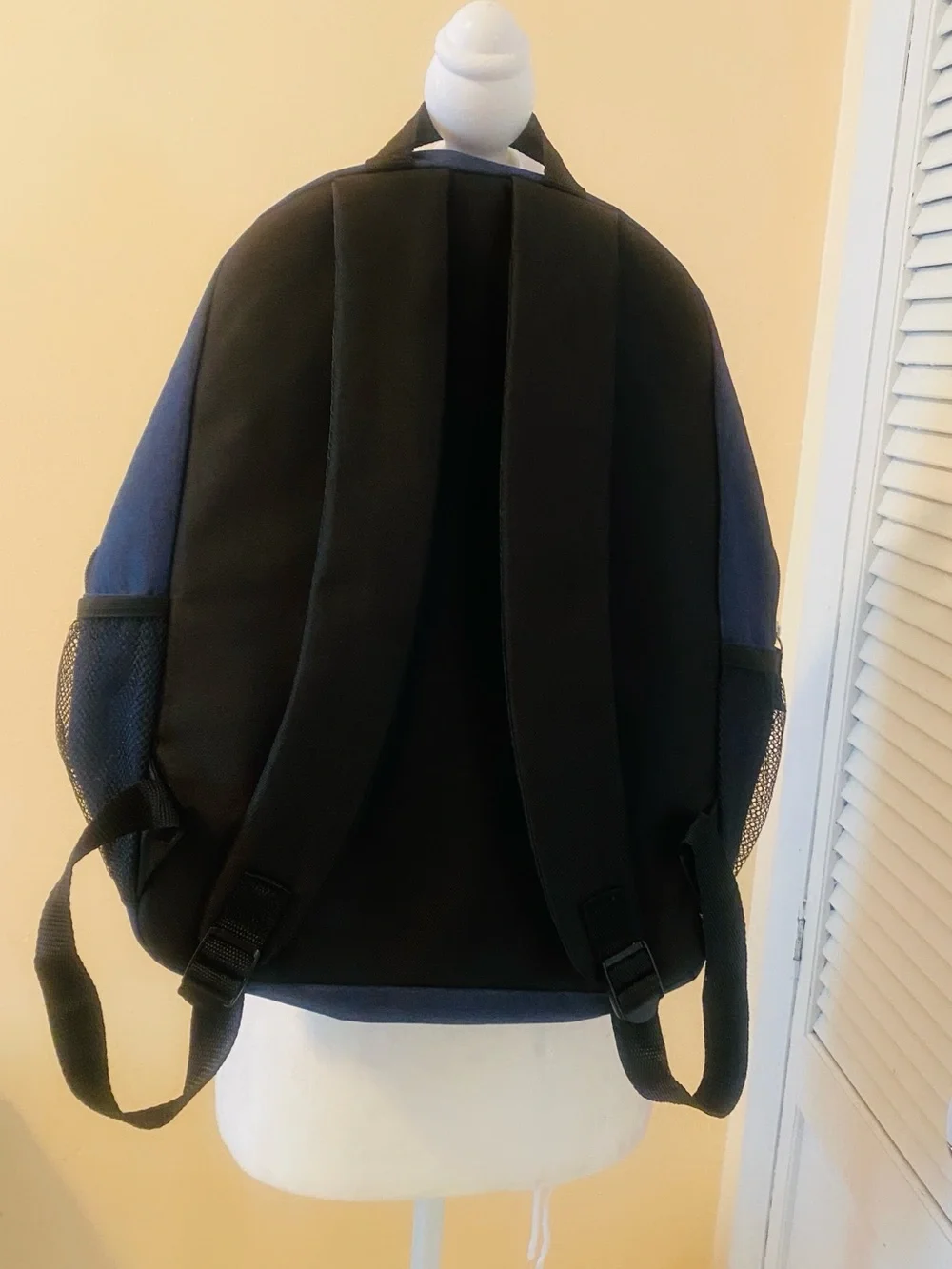 Mixteca brand new navy blue backpack